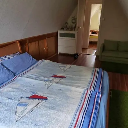 Fuer 5 Personen, 300 Meter Vom Freistrand بيت للعطل